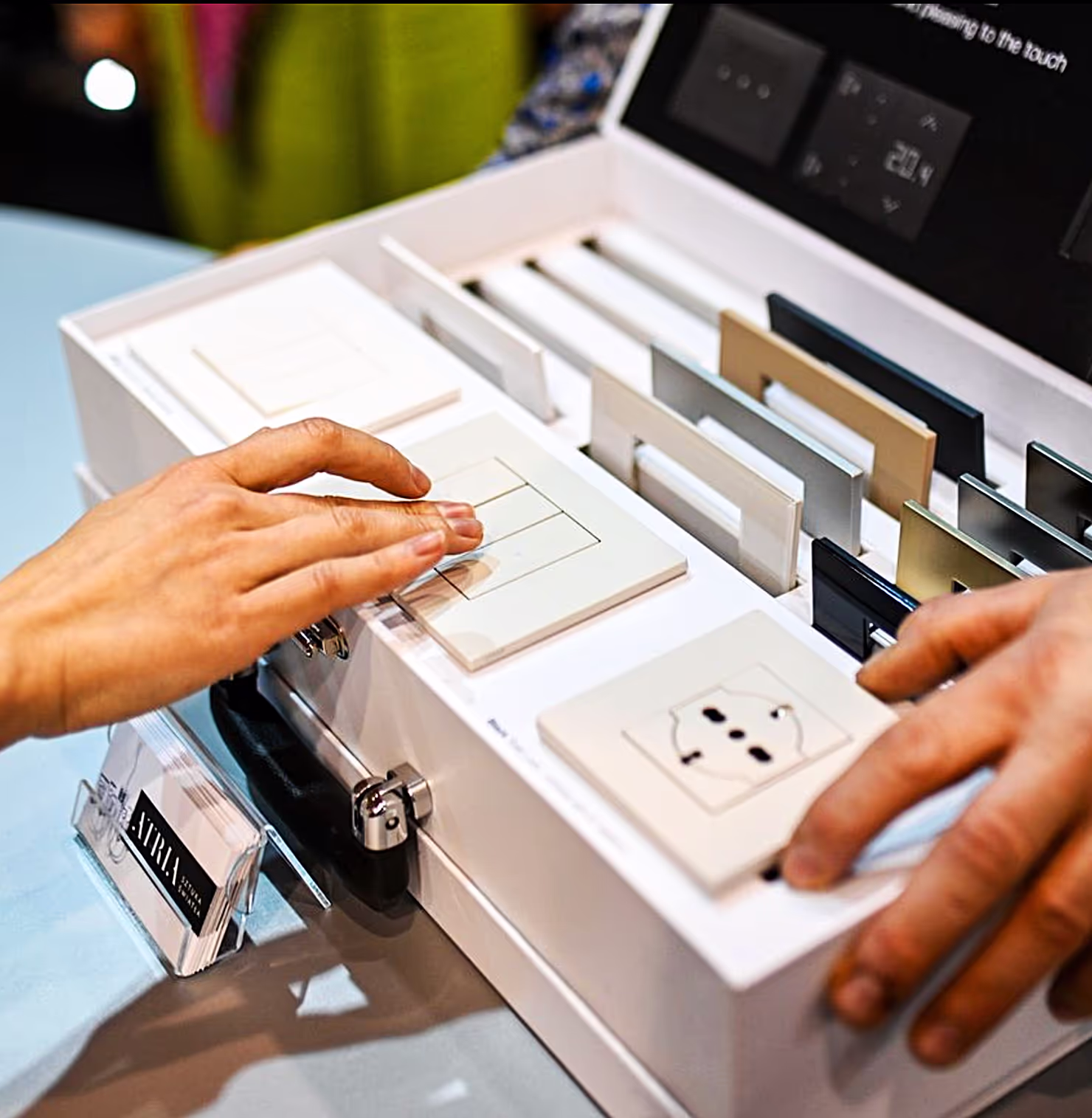 Architekt wnętrz Anhelina Stefańska na targach KIAF 2024 – lider projektowania wnętrz.